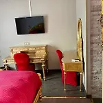 Salon Boyer Hotel