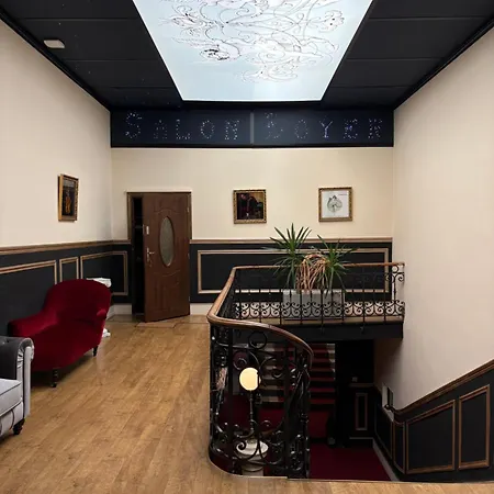 Salon Boyer Hotell